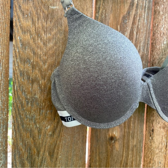 TOMMY HILFIGER Women’s Gray Push Up T Shirt Underwire Bra Size 36C - Picture 2 of 10
